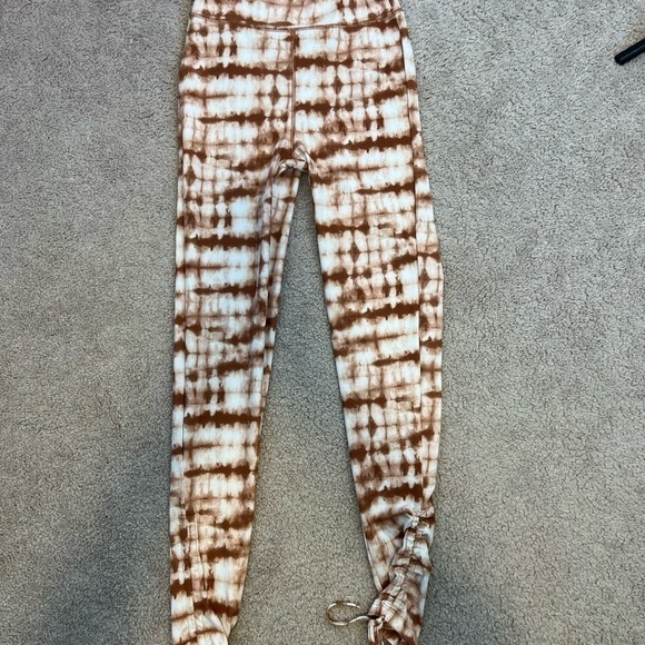 Tiger Mist Women’s Brown & White Leggings Size Small - Picture 2 of 12